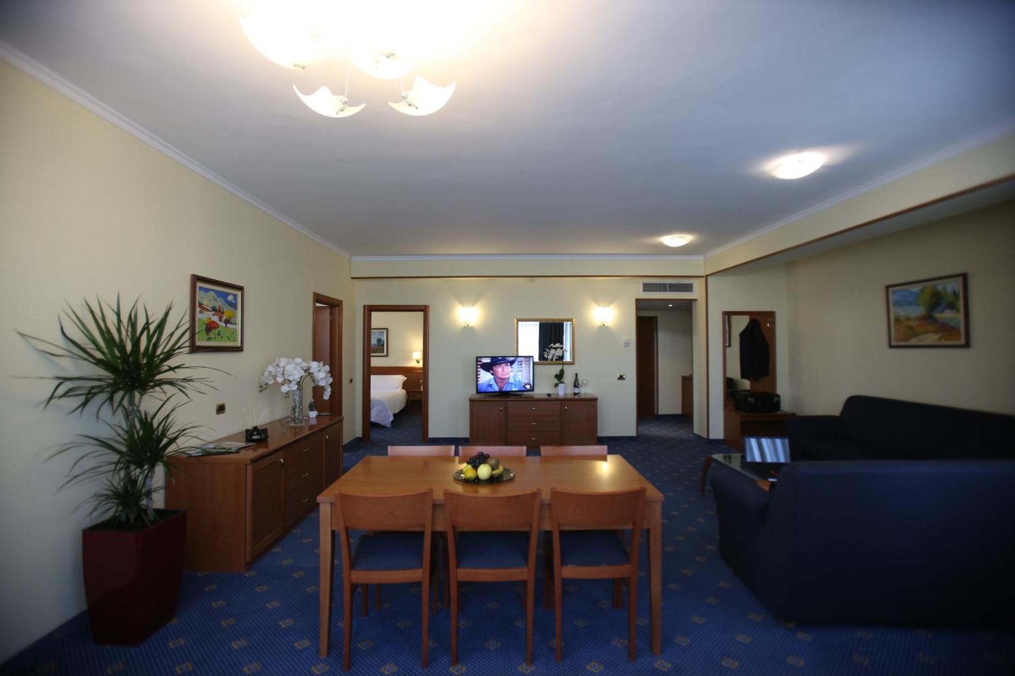 Hotel Continental Vore Номер фото