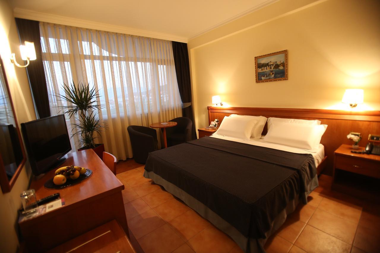 Hotel Continental Vore Экстерьер фото