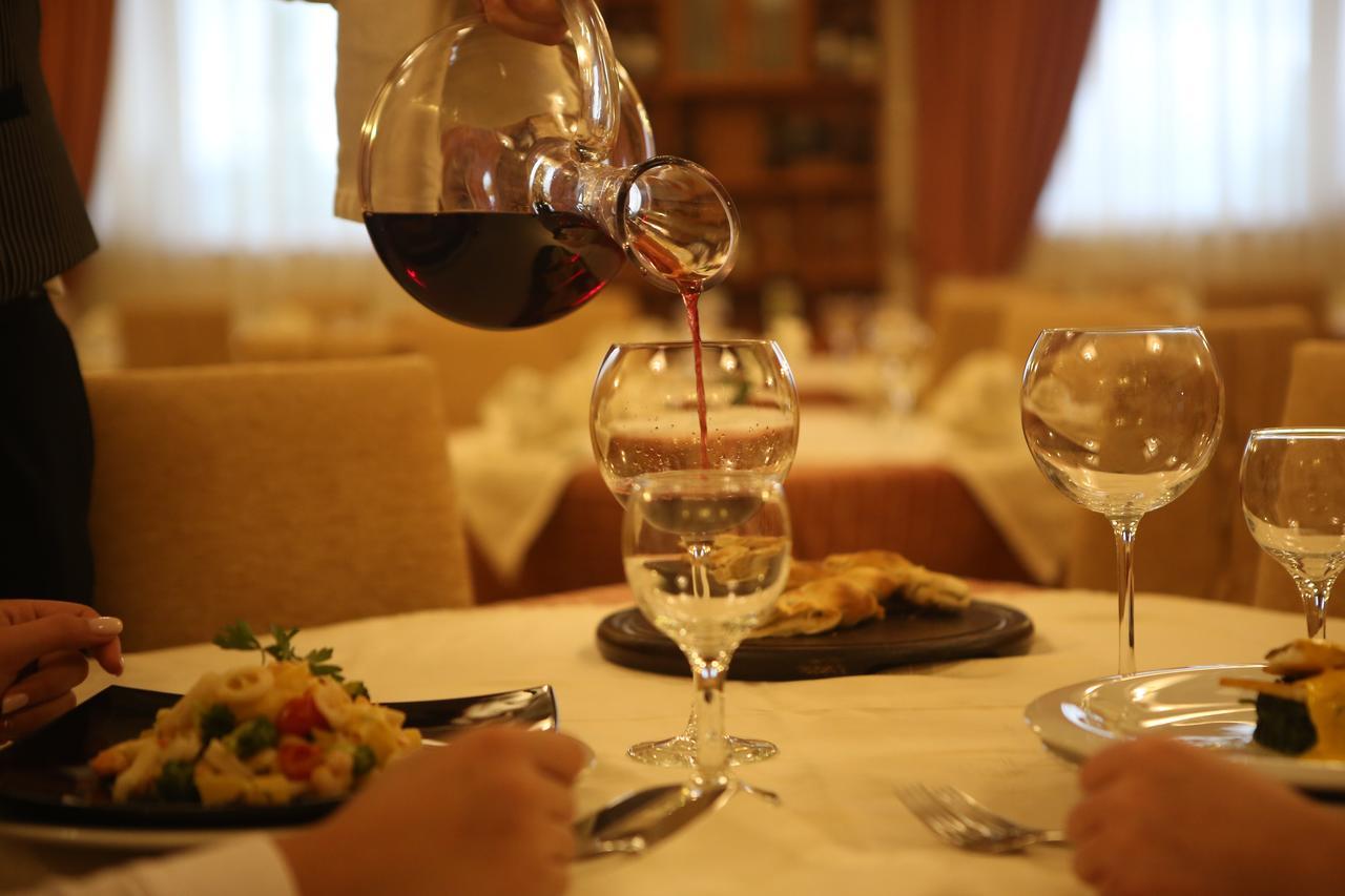 Hotel Continental Vore Экстерьер фото